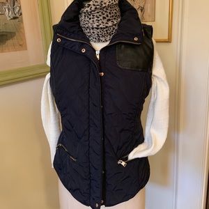 Zara navy nylon quilted hooded vest
